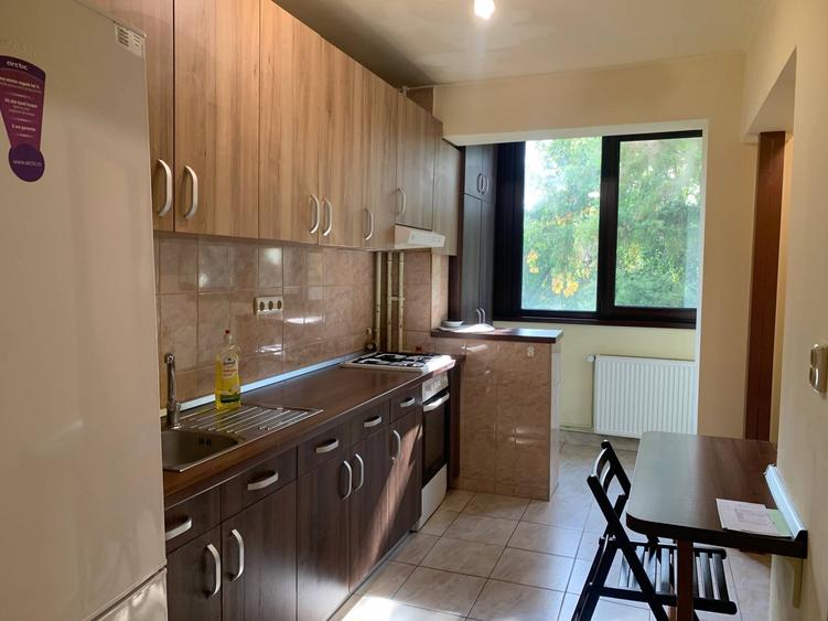Apartament cu 3 camere semidecomandat în Gheorgheni