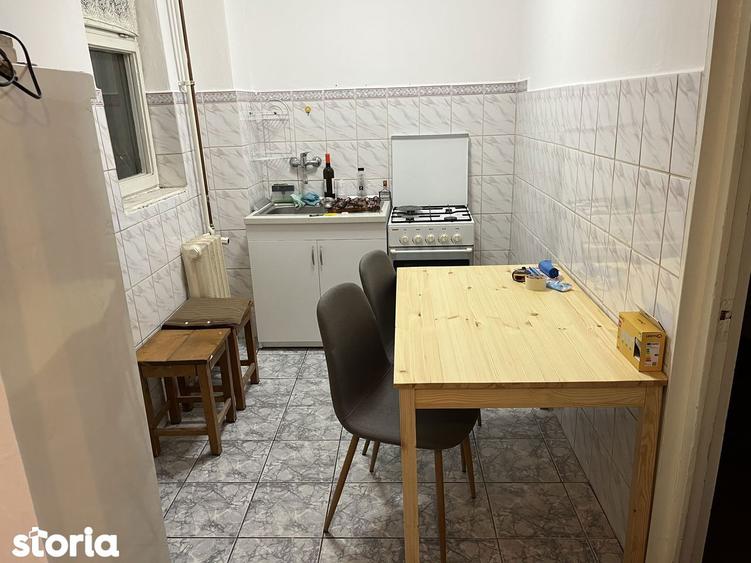 Apartament cu 2 camere semidecomandat, mobilat în Cantemir