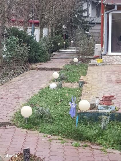 Casă cu 7 camere cu Teren 3077 Mp în Snagov