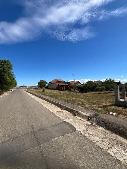 Teren Construcții intravilan de 800 mp, în Central