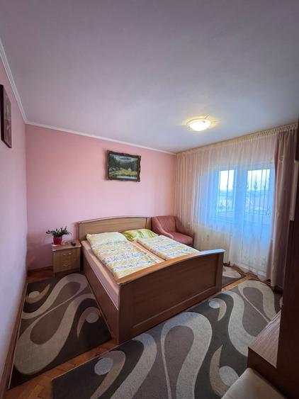 Apartament cu 3 camere în Nufărul