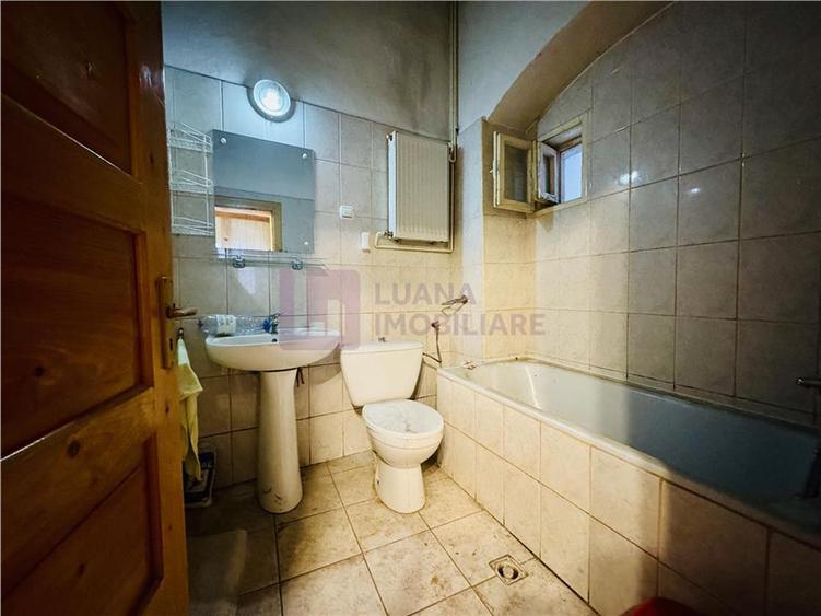 Apartament cu 2 camere semidecomandat în Ultracentral