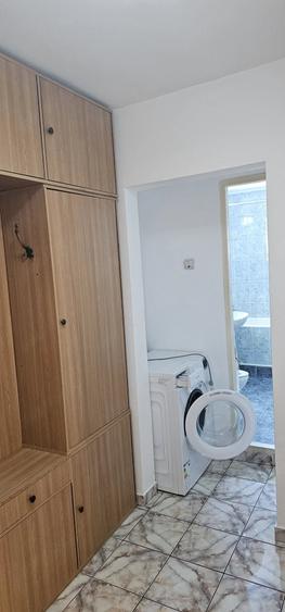 Apartament cu 2 camere decomandat în Casa de Cultură