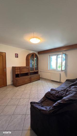3 camere cu vedere la Parc Humulesti - 4