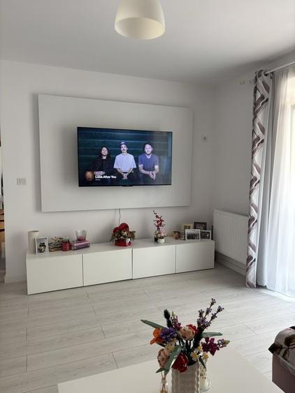 Apartament cu 2 camere decomandat în Giroc