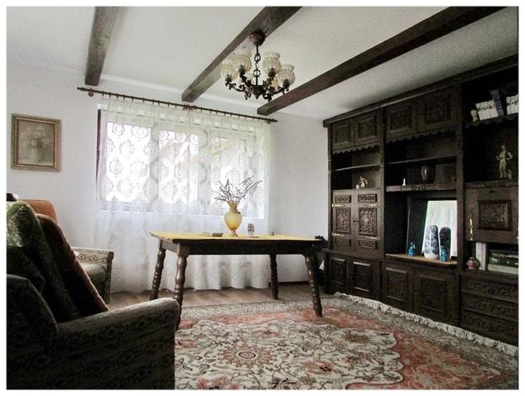 Casa deosebita cu gradina generoasa Vladeni - 10