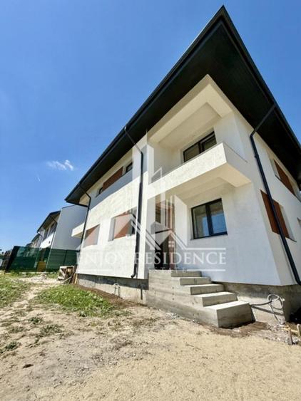 Vile 2025, curte 220mp, finisaje moderne Otopeni - 1