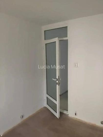 Aprtament 3 camere decomandat-Poarta 6
