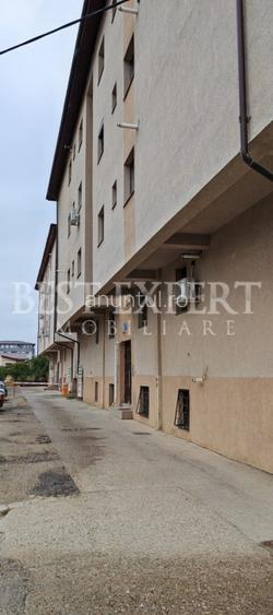 Doua camere, apartament spatios la pret imbatabil, disponibilitate imediata