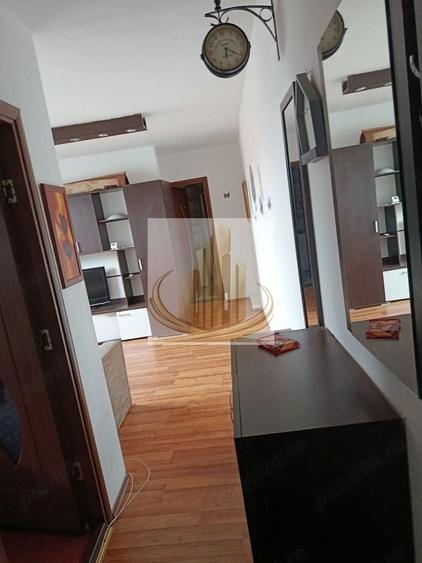 Apartament cu 2 camere semidecomandat în Girocului
