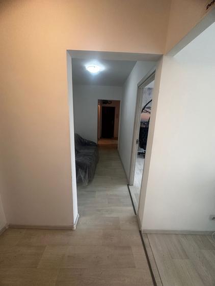 Spatiu comercial, 3 camere, decomandat,  zona Alexandru cel Bun - 9