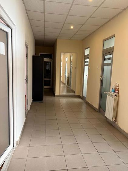 Inchiriez doua spatii comerciale pretabile pentru birouri in Severin - 4