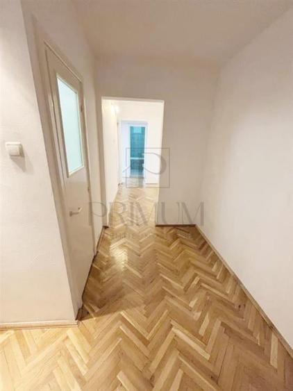 SAGUNA - 3 Cam - Decom - Centrala Proprie - 2 Bai - 3 Boxe - Garaj - ETAJ 1 - 7