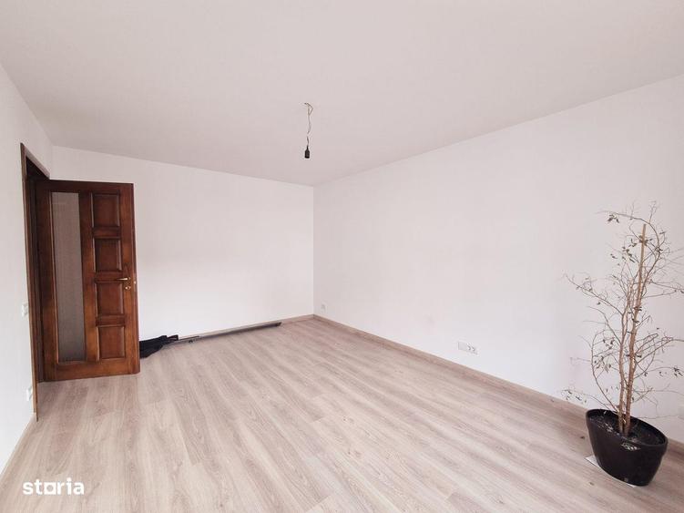 Apartament cu 4 camere, decomandat, etaj 1, ultracentral - 15