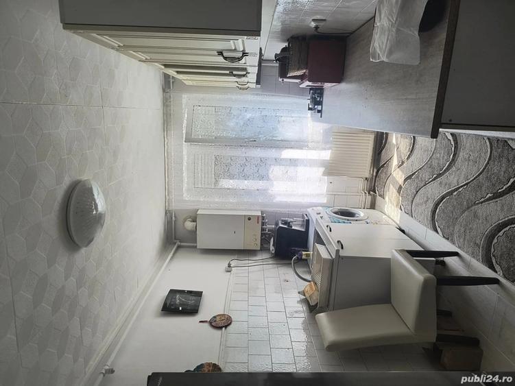 vand apartament cu 2 camere - 1