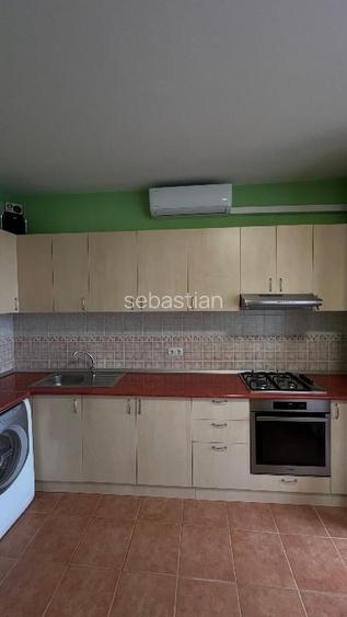 Persoană fizică ofer spre închiriere apartament 2 camere Oncea Persoană fizică ofer spre închiriere apartament 2 camere Oncea