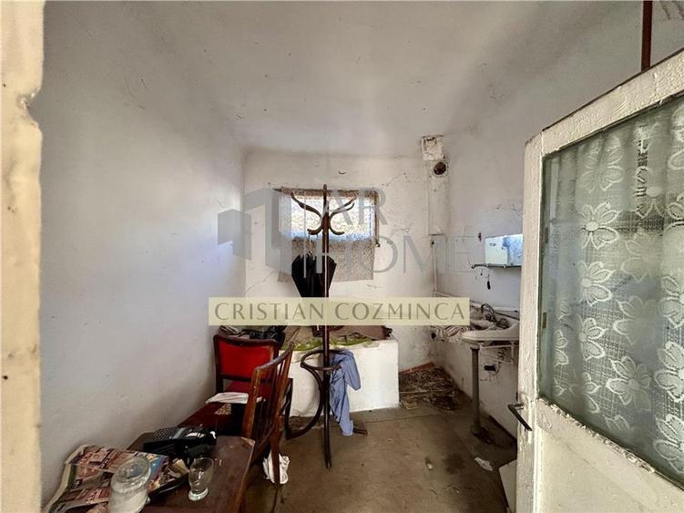 Casa 4 camere, 141 MP + Anexa 39 MP, pe DN1 - 6