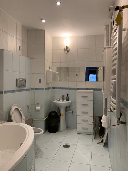 Universitate/bloc consolidat pozitionat stradal/5 camere nemobilate/125mp utili - 13