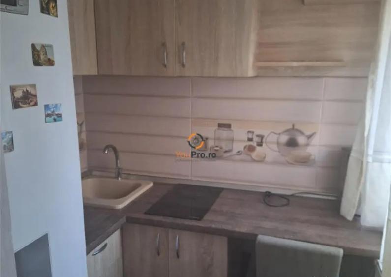 Garsoniera cu balcon etaj 1 zona Buziasului - 2