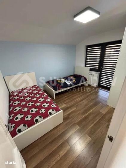 Casa de inchiriat cu 5 camere, 3 bai, curte in Dezmir - 3