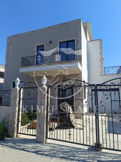 De vanzare vila in stil mediteranean - 5