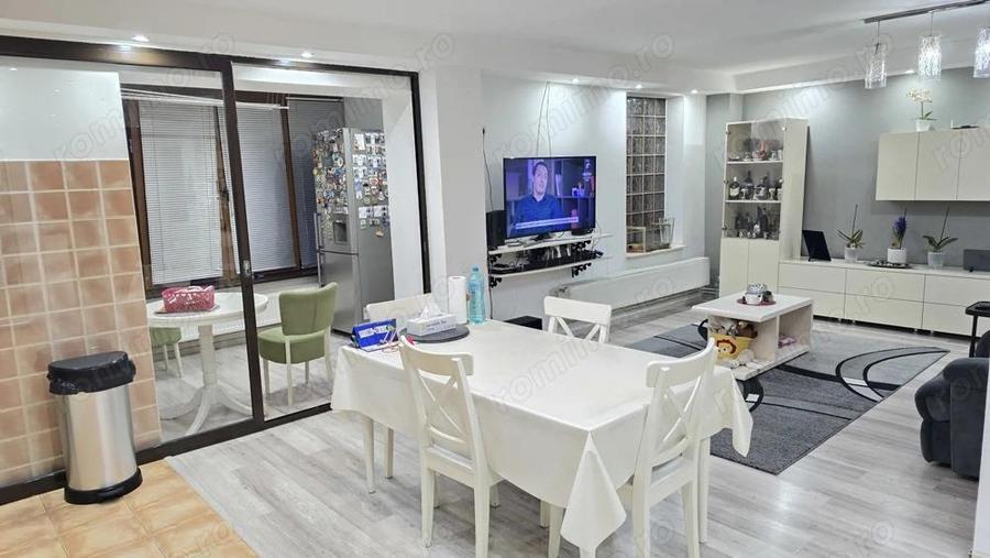 Vand apartament 3 camere decomandat in Deva, Nuferilo, parter inalt, mobilat, utilat - 1