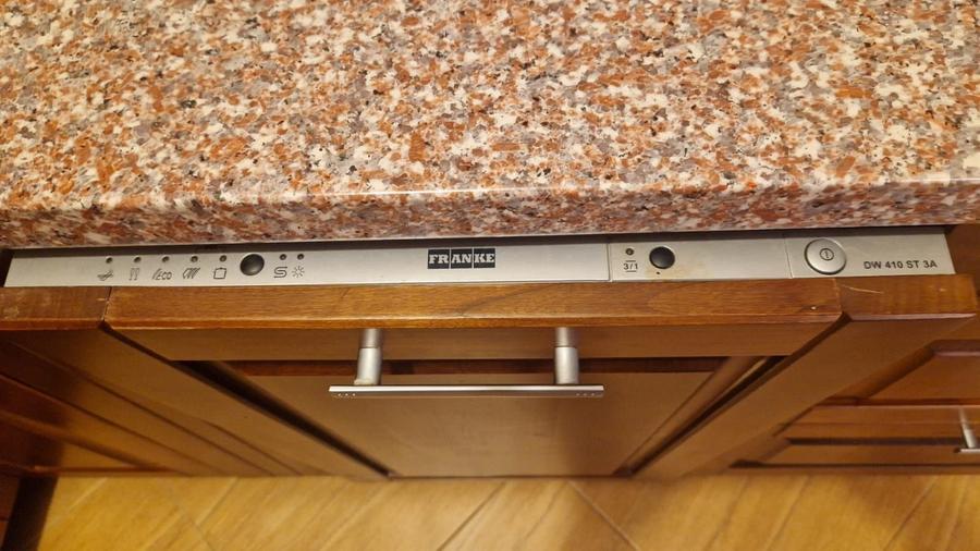 Comision 0 - Apartament în vilă, spațios, priveliște spre cabana Postăvaru - 13