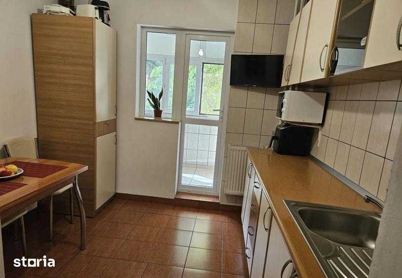 Apartament 3 camere de vanzare Gorjului - 1