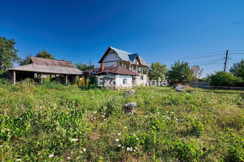 Casă individuală cu 4 camere cu Canalizare în Uda