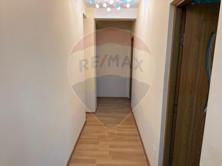 VANZARE Apartament cu 3 camere in zona Voluntari - 6
