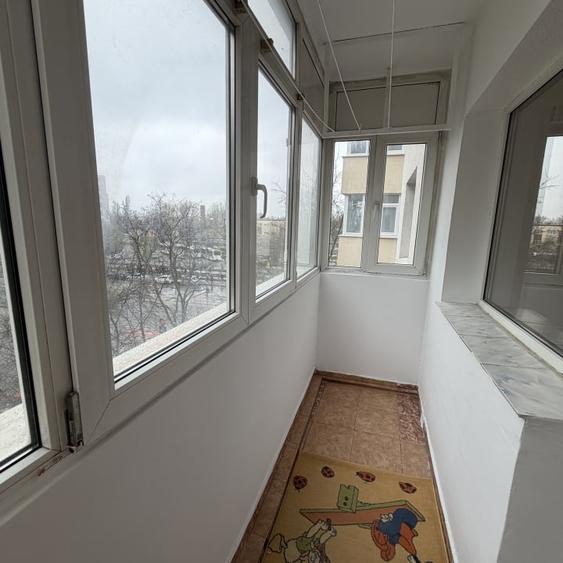 3 camere| Drumul taberei | Bloc 1983 | Metrou 1 Mai | 8 min - 5