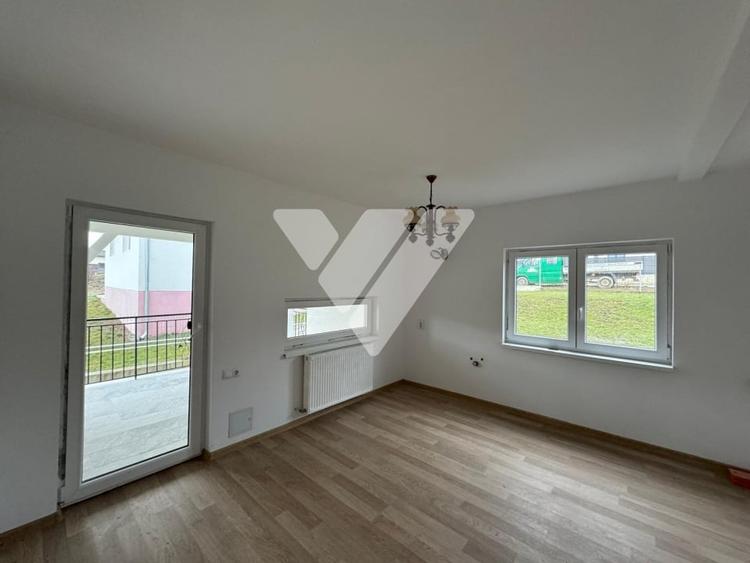 Casa LA CHEIE 4 camere si teren 386 mp de vanzare in Cisnadie Sibiu - 2