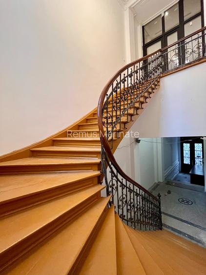 Apartament cu 5 camere decomandat, mobilat în Magheru Apartament cu 5 camere decomandat, mobilat în Magheru