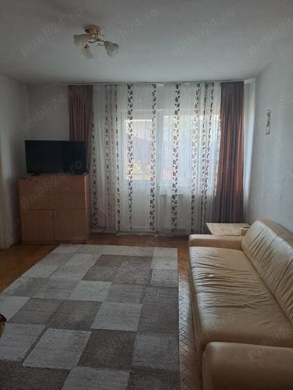 Vand apartament cu 3 camere,65m ,decomandat, zona Traian - 2
