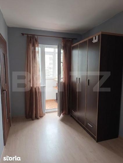 Apartament 3 camere, 47 mp, zona Micro 4 - 10