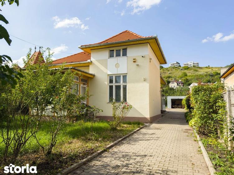 Casa unifamiliala in Grigorescu cu pivni?a ?i garaj - 1