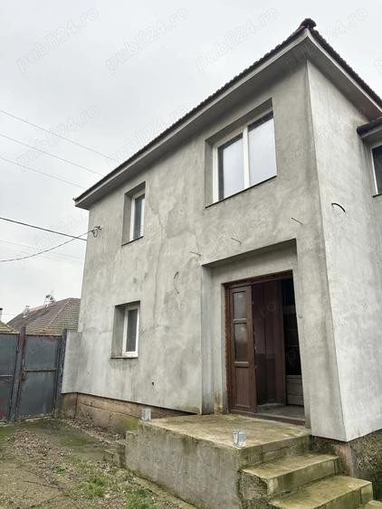 Casa de vanzare Livada de Bihor Accept la schimb apartament + diferenta - 1