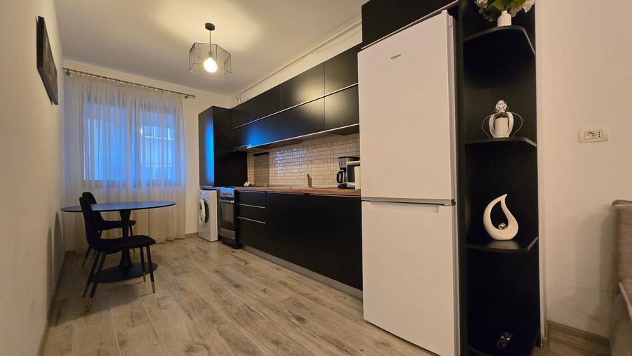 City Park Mall - Ap 2 cam , finisaje de lux (parcare subterana ) - 13