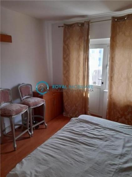Royal Imobiliare - Vanzare Apartament zona Ultracentrala - 13