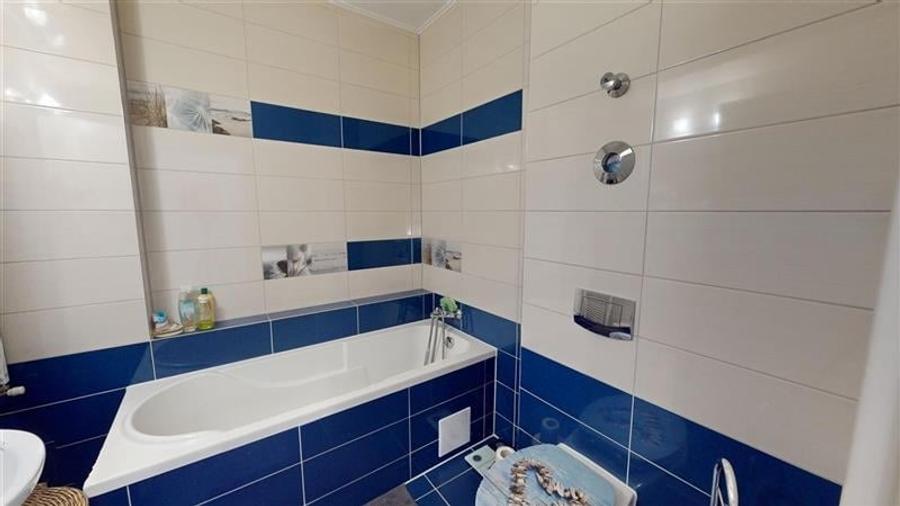 Pe 2 niveluri, Penthouse modern la bulevard, parcare si boxa, Tractorul  Nou, Br - 20