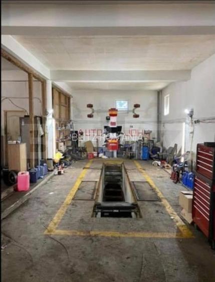 Hala industriala echipata complet service, 250 mp, zona Scheia
