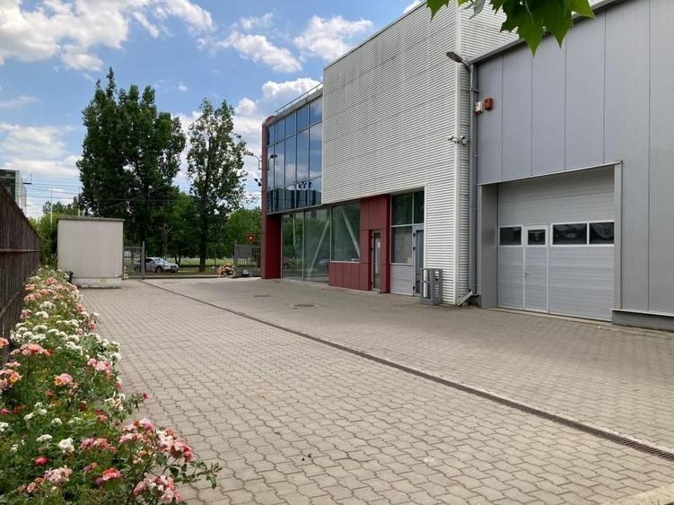 Berceni- Metalurgiei, showroom, birouri, depozitare 1532 mp - 2