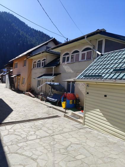 2 case de vanzare Lunca,com Borca - 1