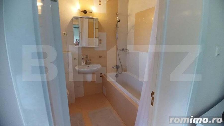 Casa de vanzare, pretabila pentru Pensiune sau regim hotelier - 4