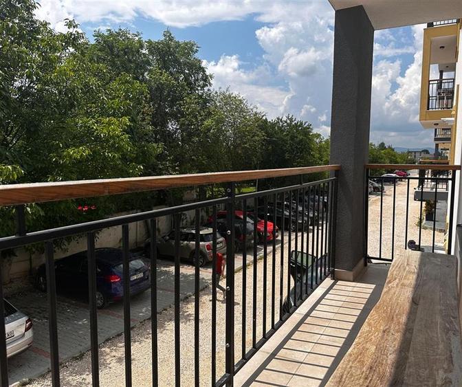 Apartament cu 3 camere de inchiriat, Brasov - 10