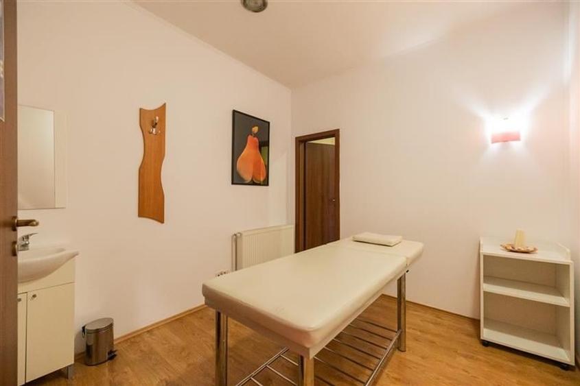 Casa pretabila:comercial/ servicii/ rezidential Central, Fagaras - 12