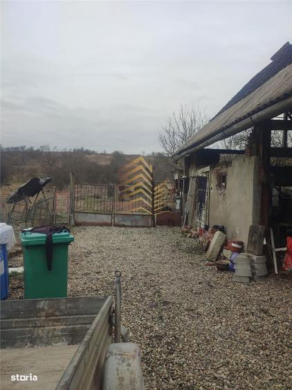 Casa De Vanzare | 5 Camere | Livezile - 2