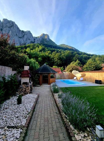 Se vinde casa de vacan?a cu vedere la munte in Valea Manastirii, Rame?i, jude?ul Alba - 1