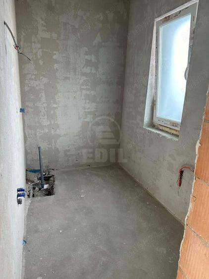 CASA individuala, zona Luna de Sus - 1