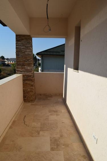 Omnia-Proprietati alese! Casa mare, curte mare, terasa mare, birou. Superlativ! - 24